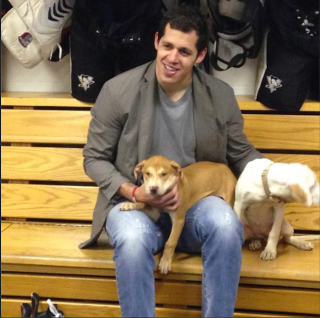 Illustration for article titled Evgeni Malkin Instagram Best